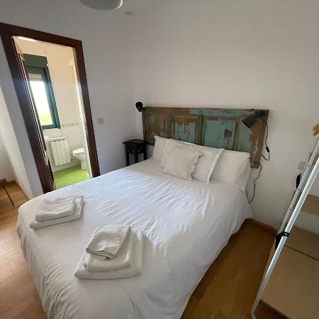 A Cochera Hostel 费罗尔 外观 照片